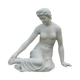 Statue de femme en fonte