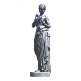 Statue de femme en fonte