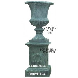 Socle et vase en fonte